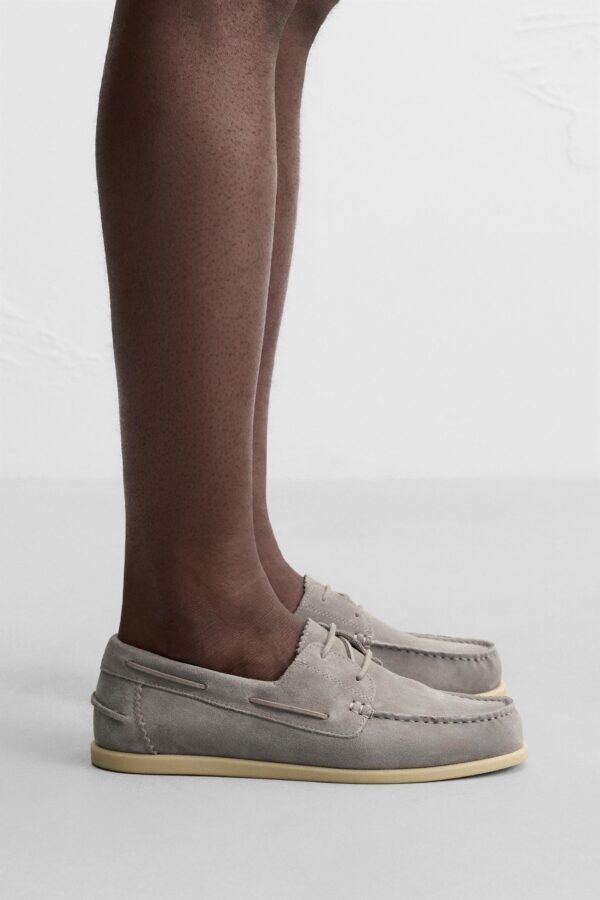 CHAUSSURES BATEAU EN CUIR – Image 3