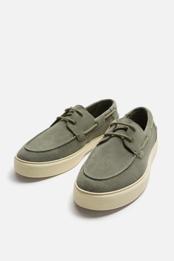 CHAUSSURES BATEAU EN CUIR CASUAL