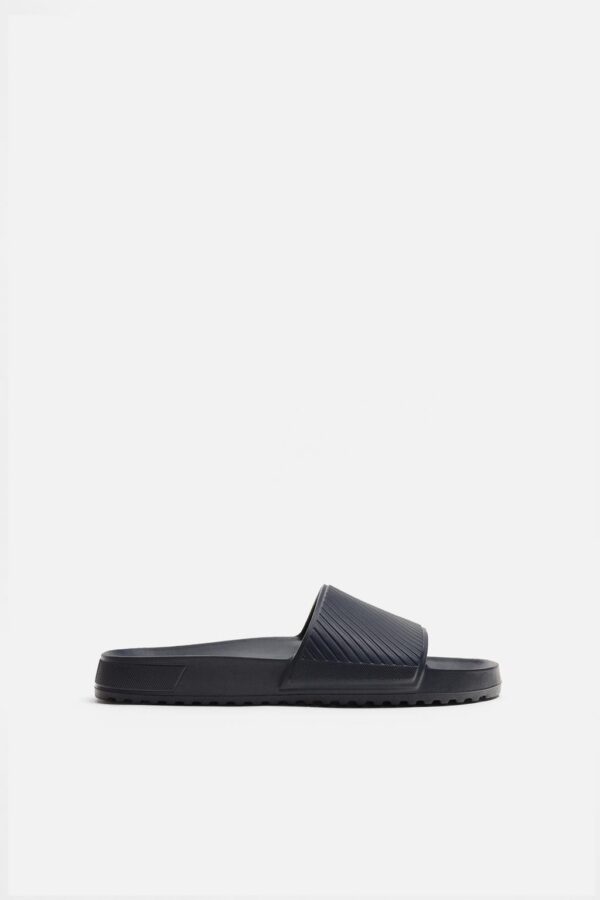 CLAQUETTES DE PLAGE – Image 5
